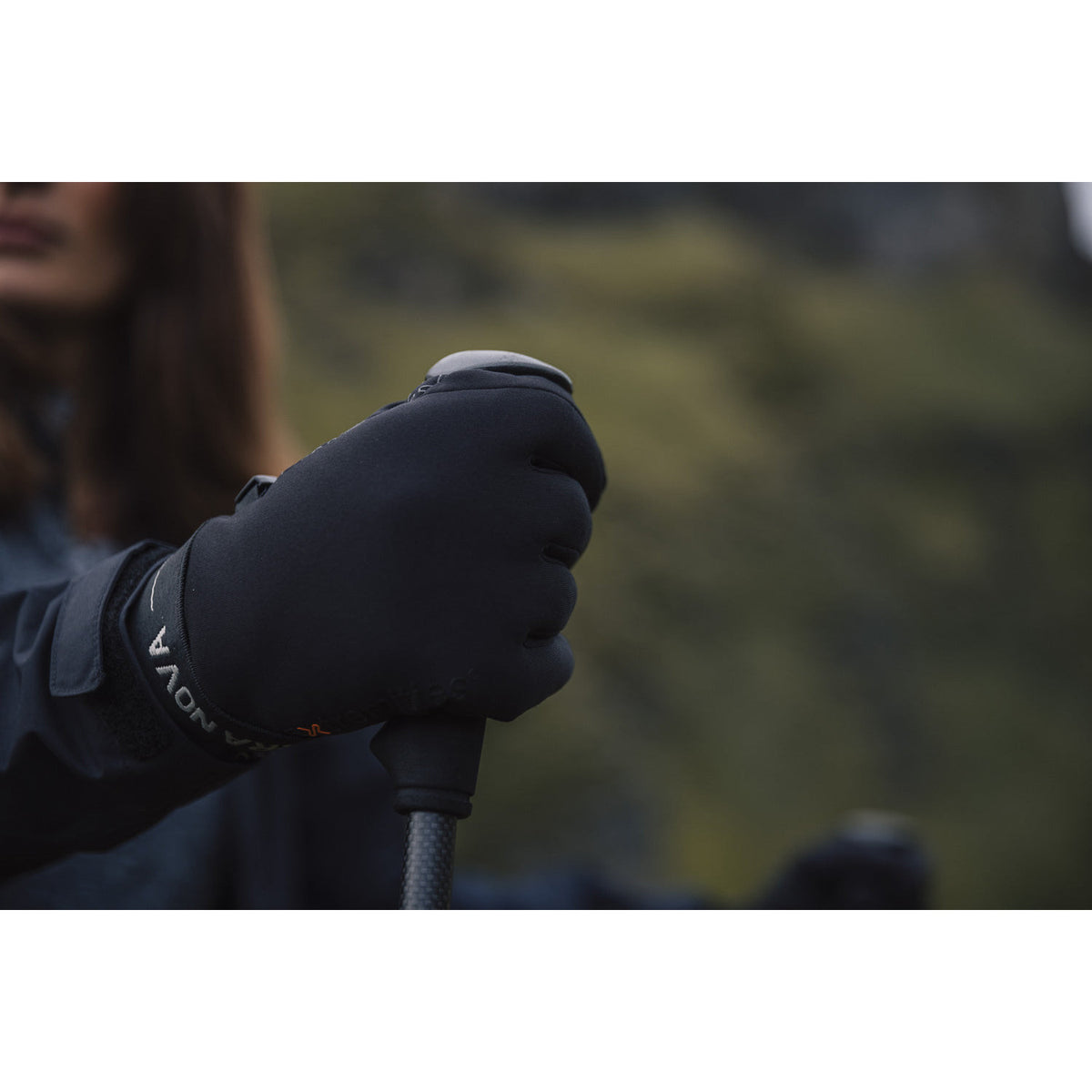 Extremities Contact Insulated Waterproof Power Liner Gloves | trrail.com