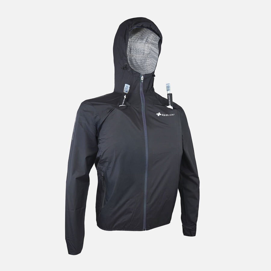 Raidlight Top Extreme Ultra MP+ Herren in Schwarz – Vorderansicht mit Kapuze und Flasks durch die Brustöffnungen