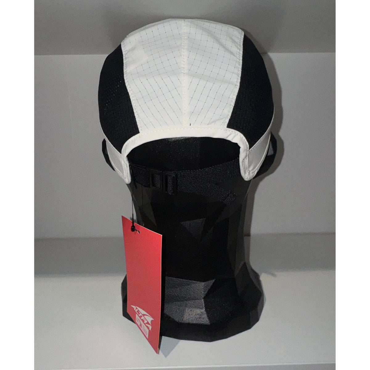 Altra Performance Hat | trrail.com