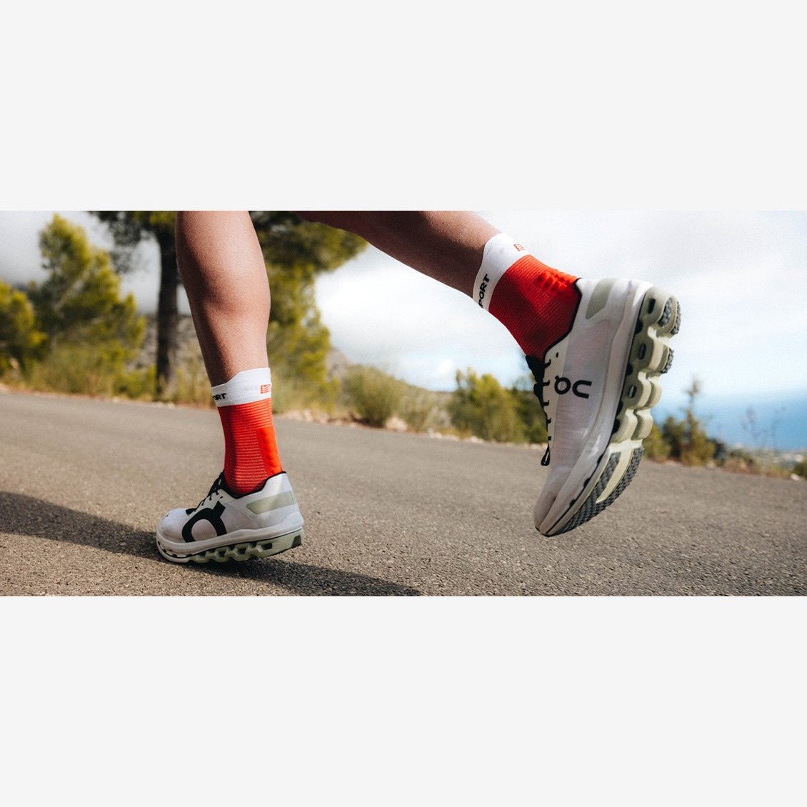 Compressport Pro Racing Socks Run V4.0 High | trrail.com