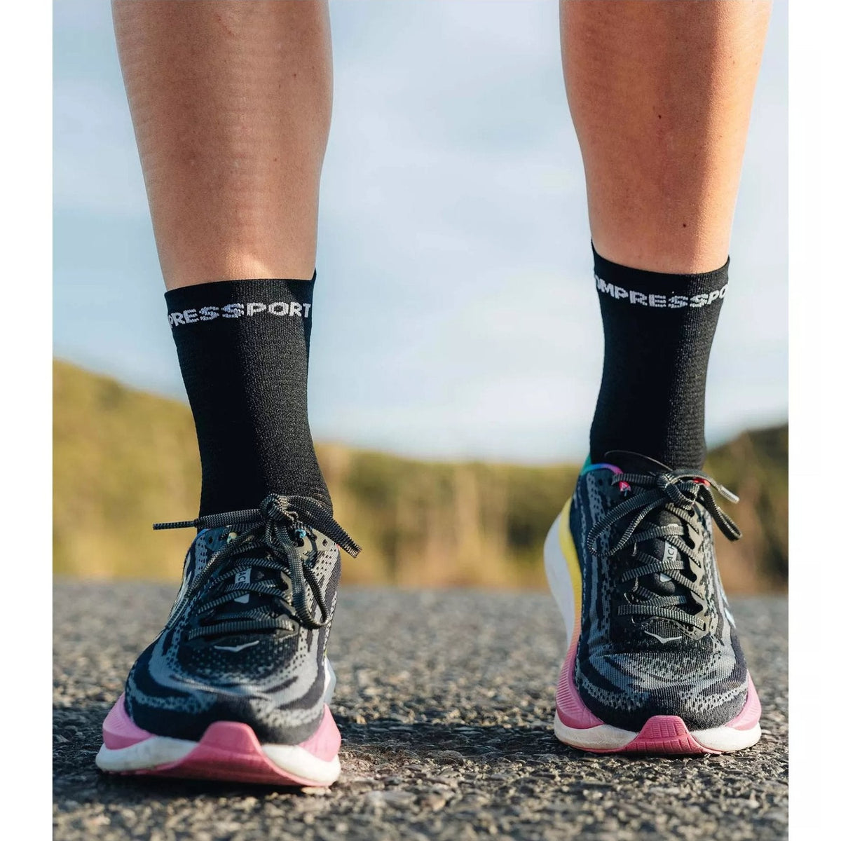 Compressport Pro Racing Socks Run V4.0 High | trrail.com