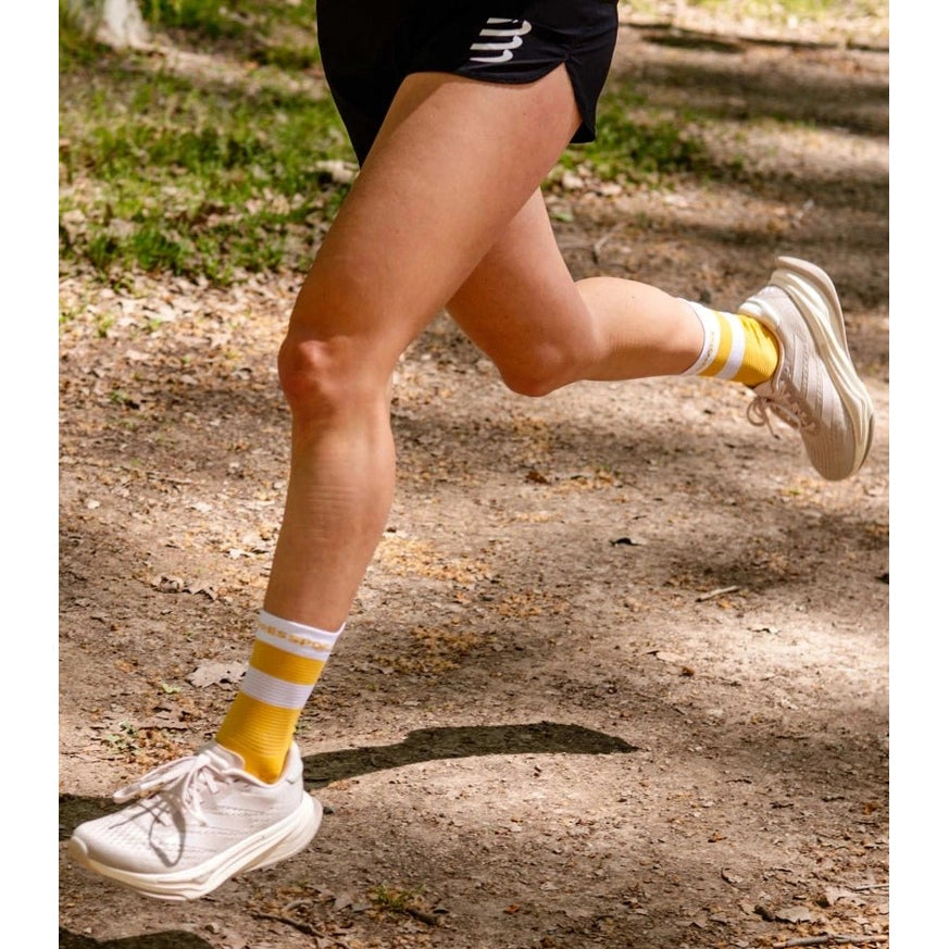 Compressport | Pro Racing Socks Run V4.0 High | Hardloopsokken - trrail.com