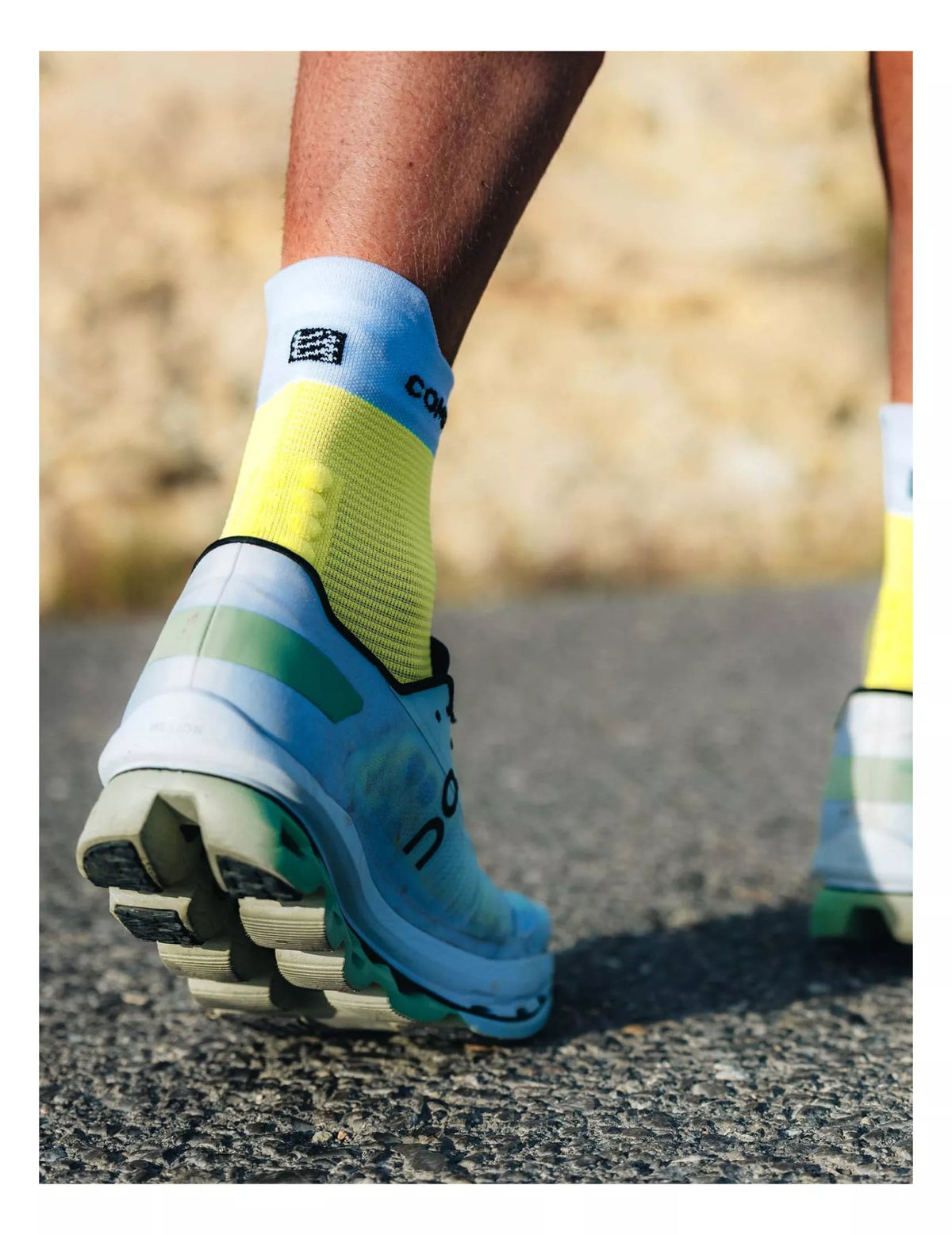 Compressport Pro Racing Socks Run V4.0 High | trrail.com
