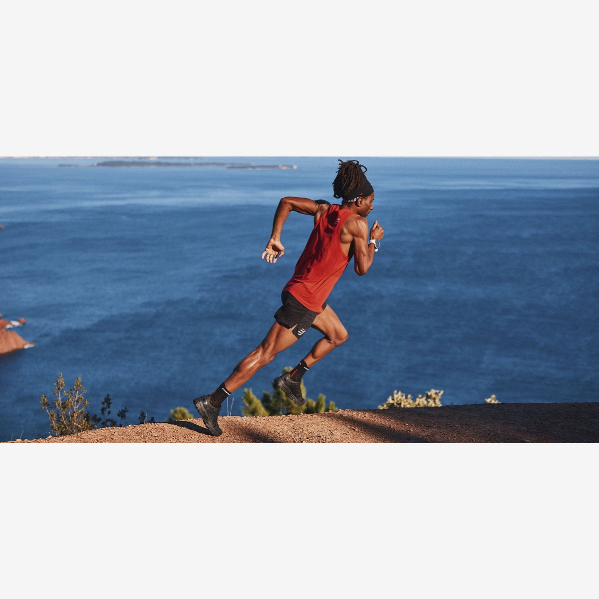 Compressport Pro Racing Socks Run V4.0 Ultralight High | trrail.com