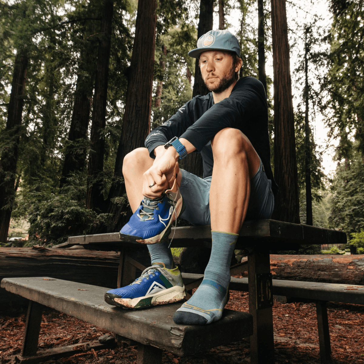 Darn Tough 1972 Light Hiker Micro Crew Cushion Heren | trrail.com