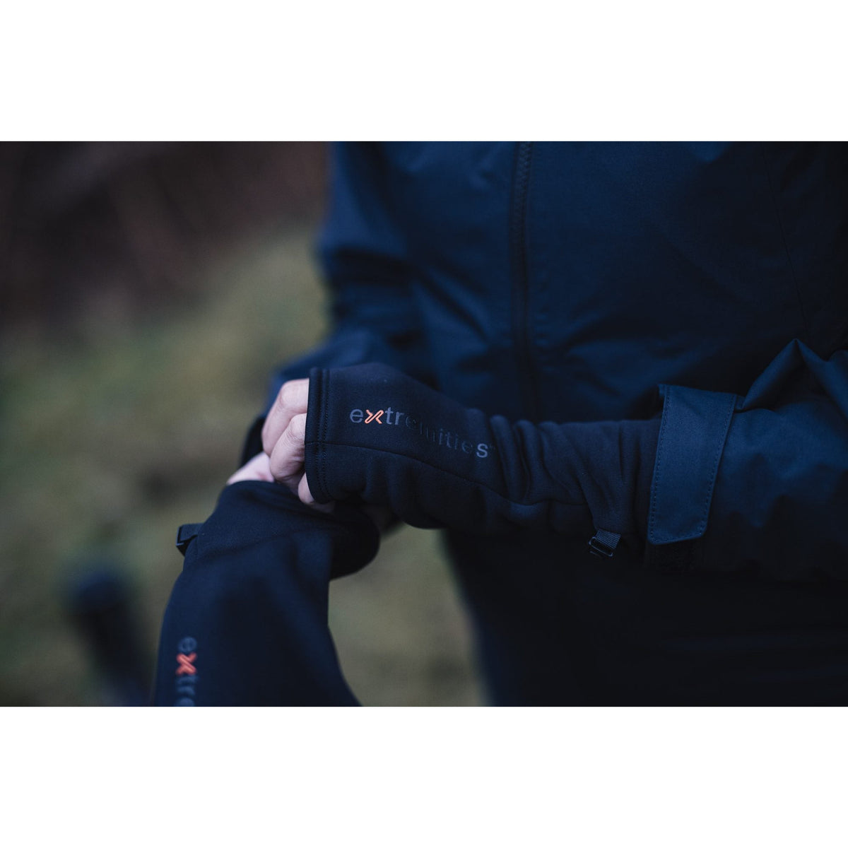 Extremities | Power Liner Wrist Gaiter | Polshandschoen | trrail.com