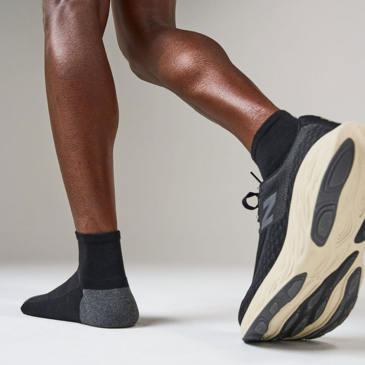 Feetures Elite Max Cushion Quarter | trrail.com