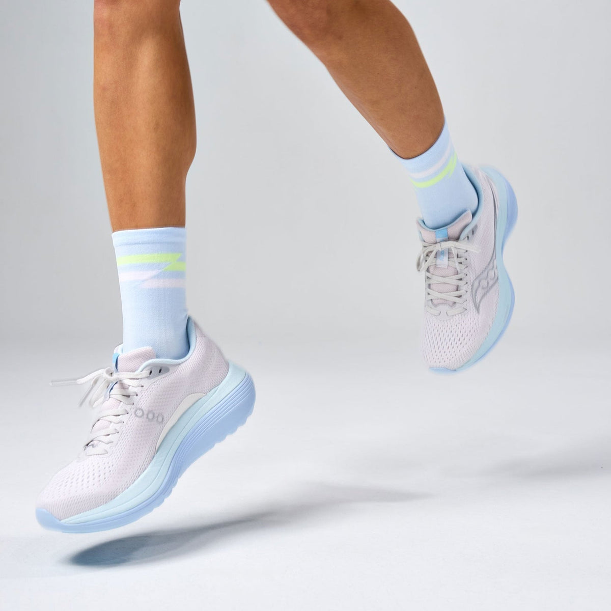 Feetures Elite Ultra Light Mini Crew V2 | trrail.com