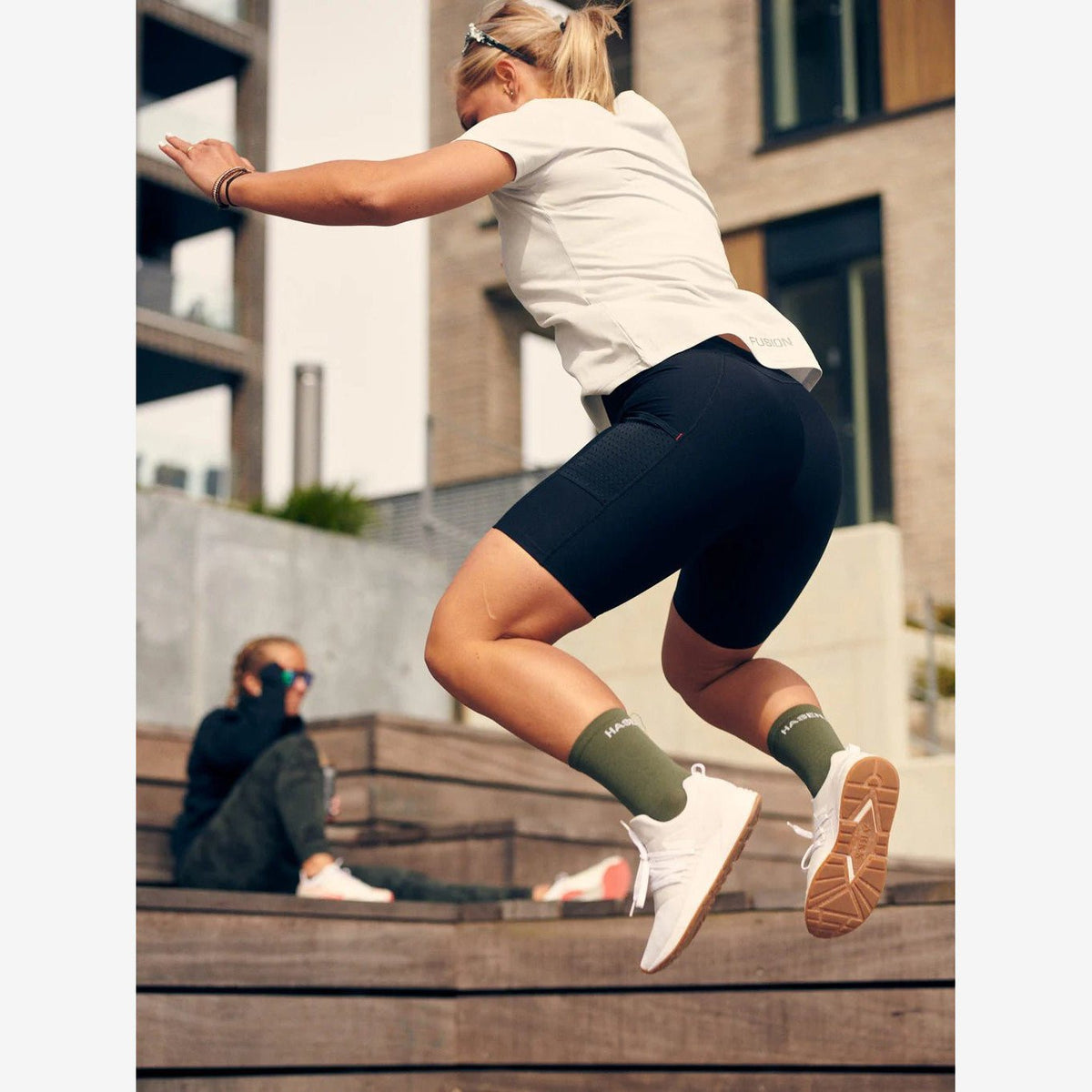 Fusion Short Training Tight Dames | trrail.com