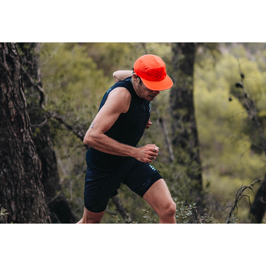 Compressport | 5 Panel Light Cap | Hardlooppet | Ultralicht | trrail.com