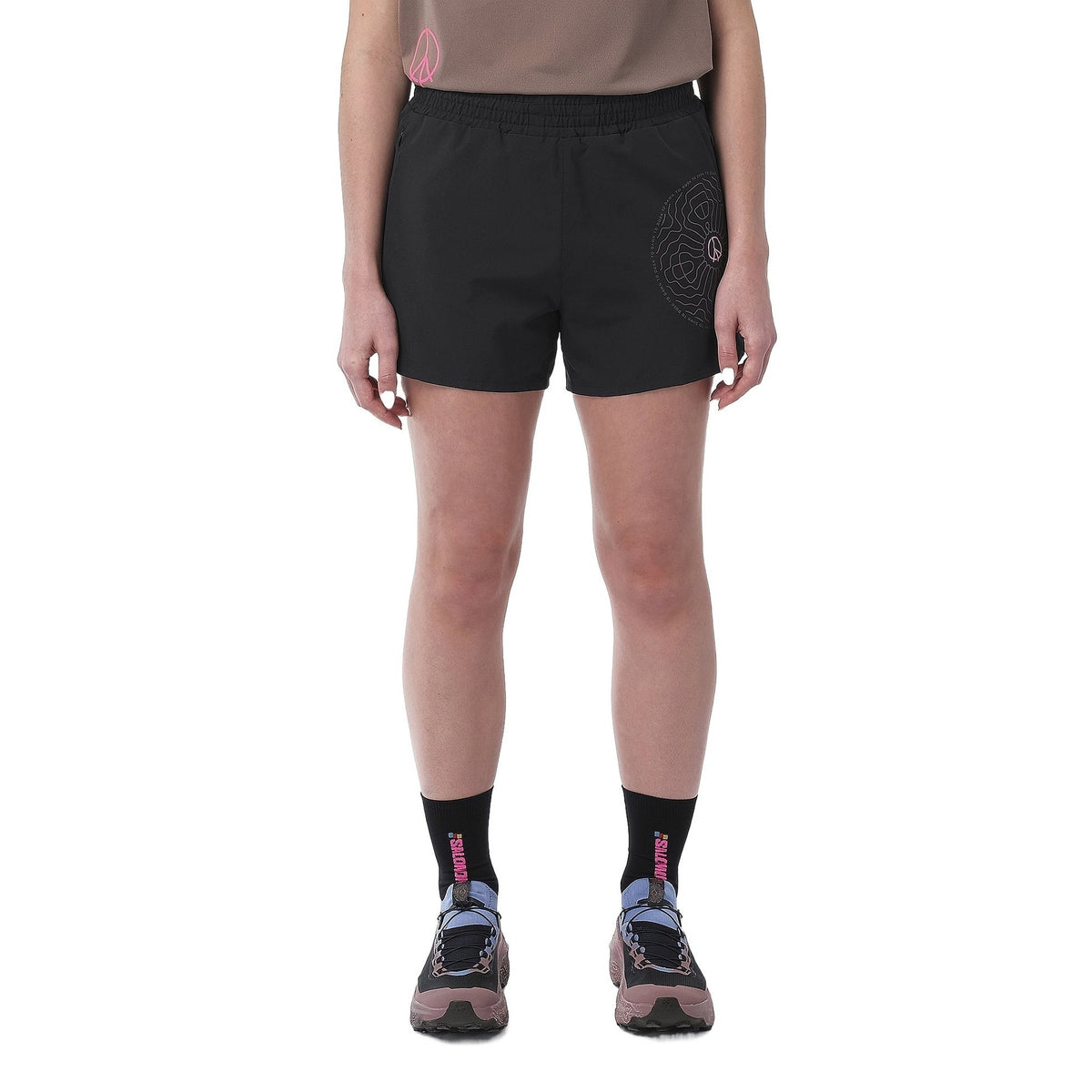 Salomon SHKout Core 4" Shorts Courtney Dames | trrail.com