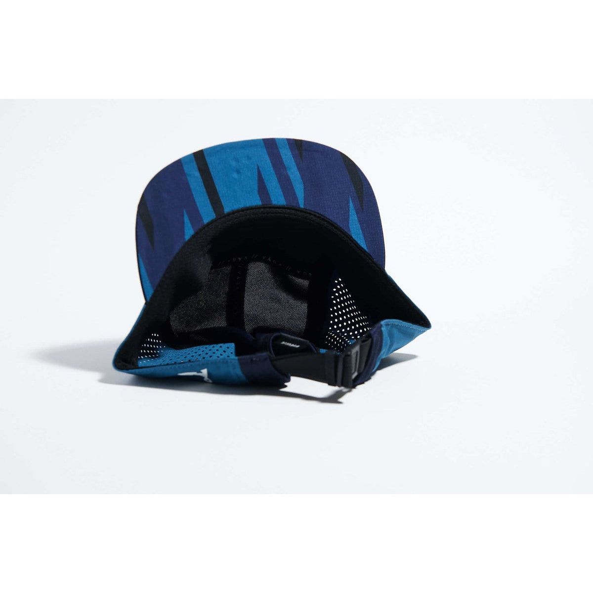 Våga Feather Racing Cap | trrail.com