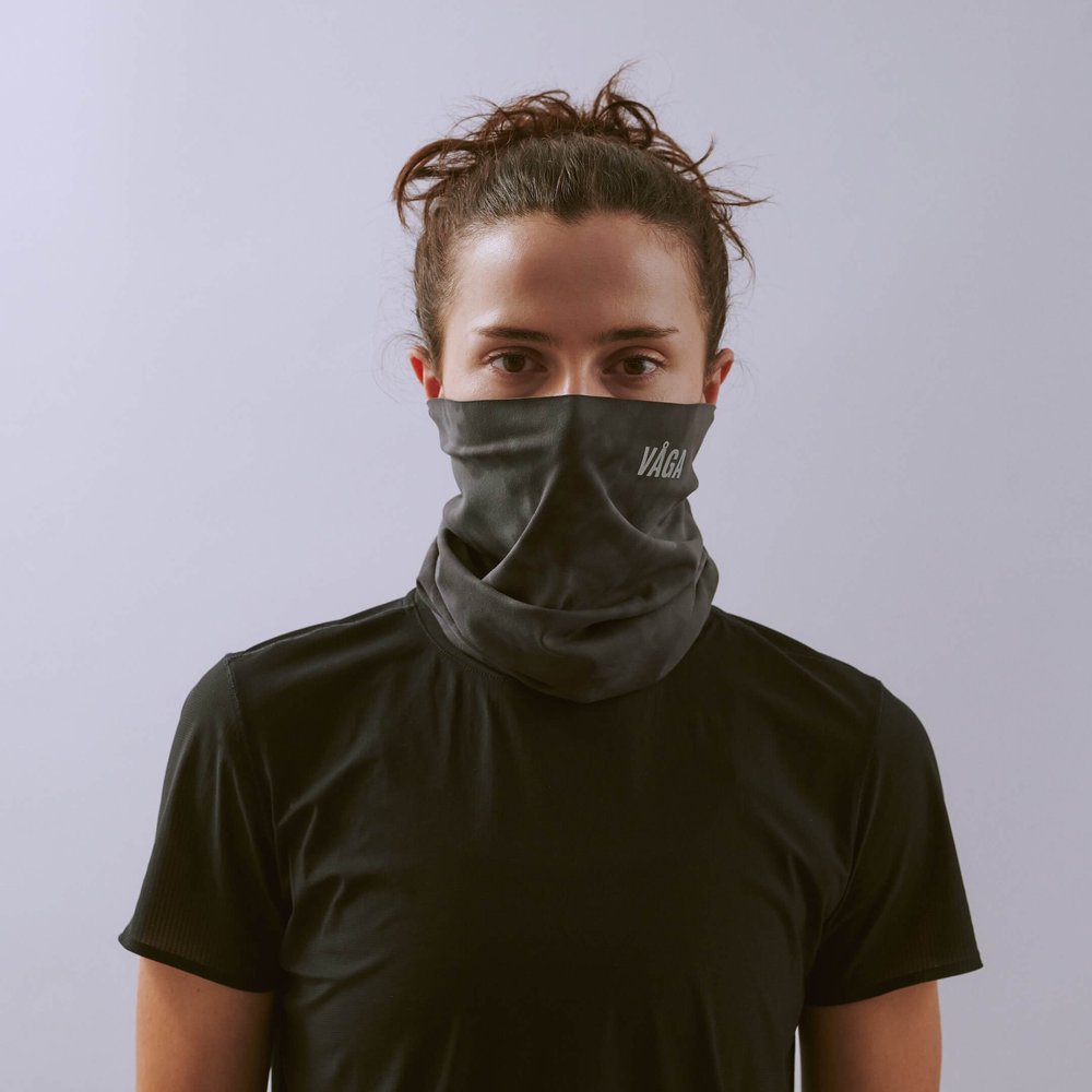 Våga Tie Dye Lightweight Neck Gaiter | trrail.com