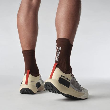 Hardloopschoenen vs. trailrunschoenen: wat is het verschil – en welke heb jij nodig? - trrail.com