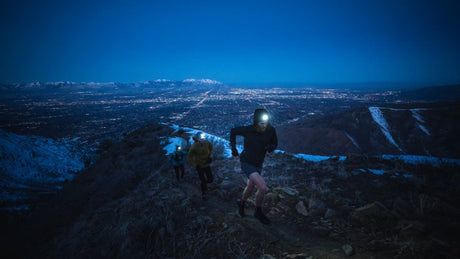 Kies de juiste hoofdlamp voor je volgende trailrun avontuur - trrail.com