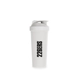 226ERS Shaker Bottle (800ml) in wit – vooraanzicht met zwart 226ERS-logo