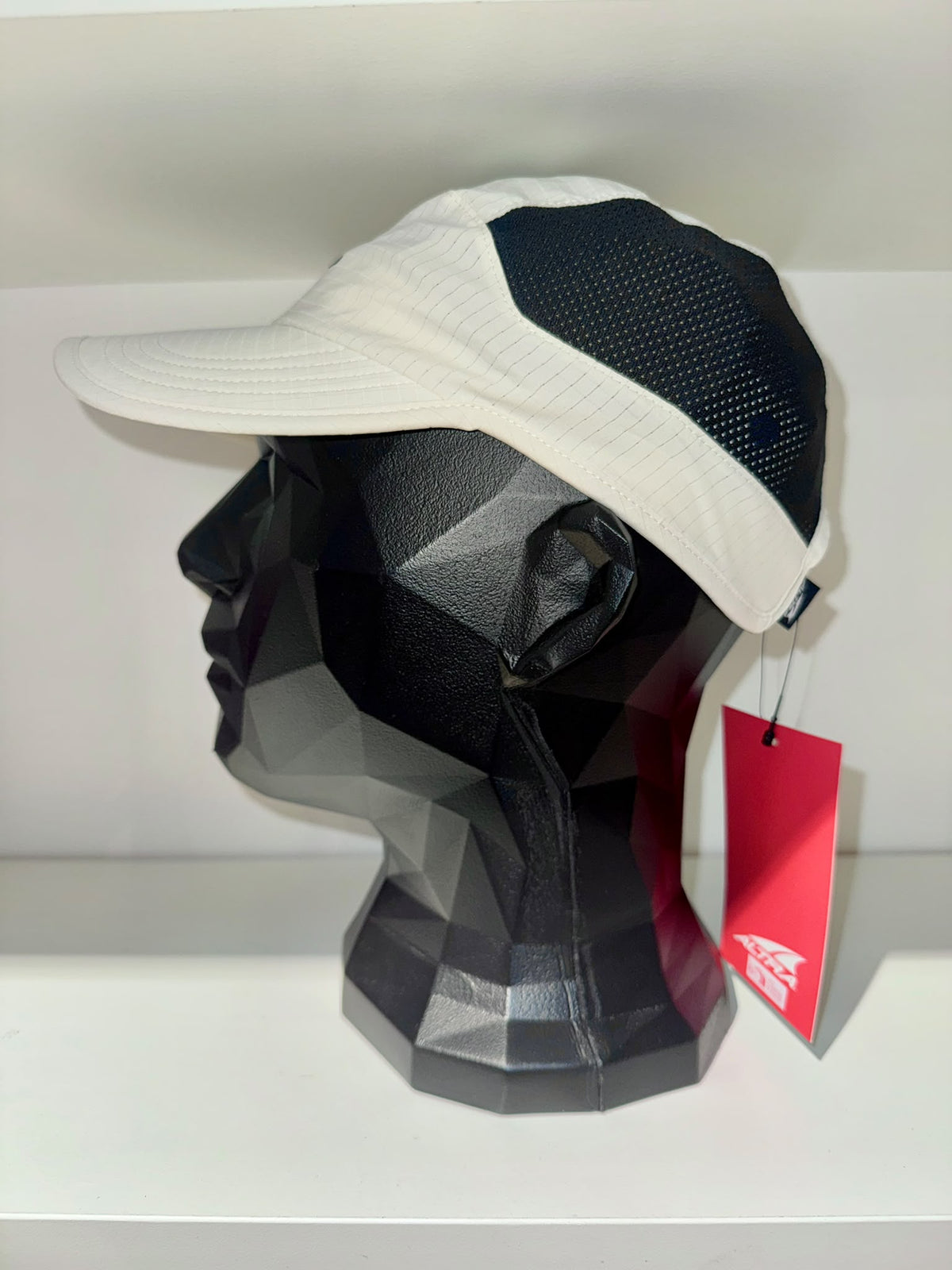 Altra Performance Hat | trrail.com