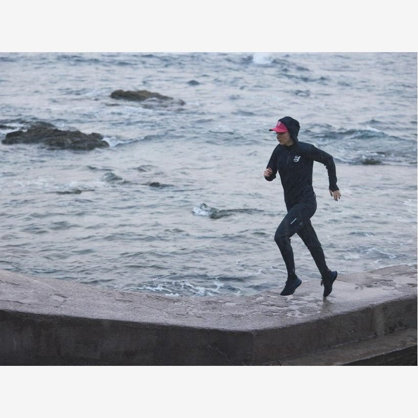 Compressport | Hurricane Waterproof Jacket 10/10 | 2.5-Laags Regenjas | Heren (10k) | trrail.com