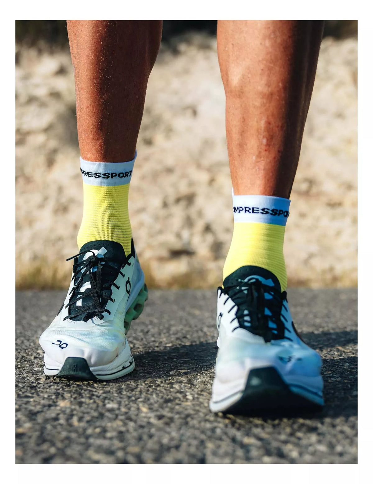 Compressport Pro Racing Socks Run V4.0 High | trrail.com