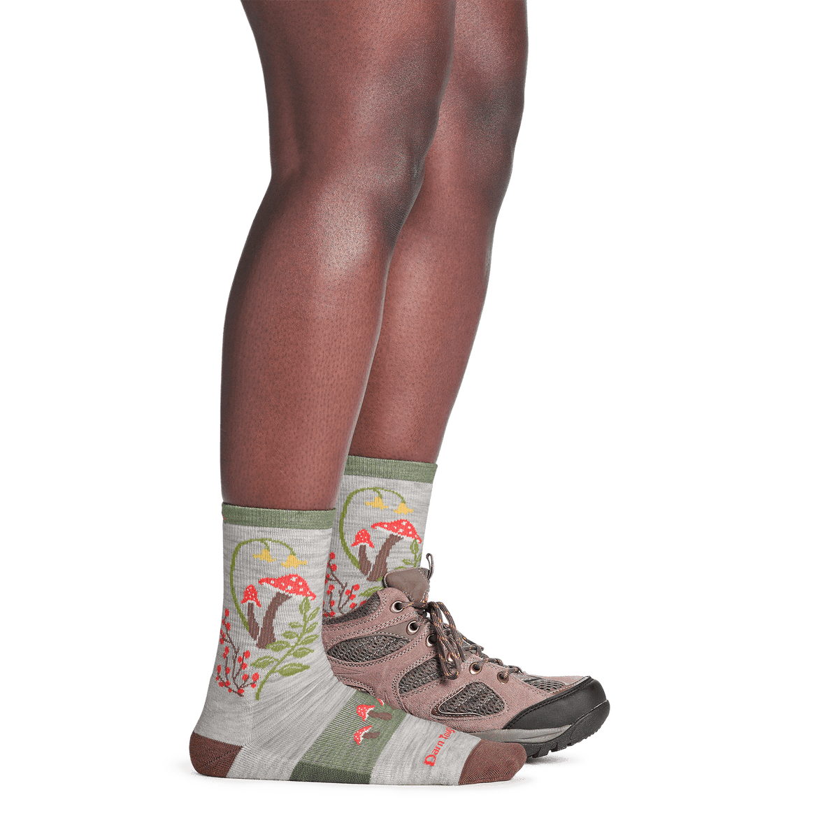 Darn Tough 5026 Mellow Mushrooms Micro Crew Dames | trrail.com