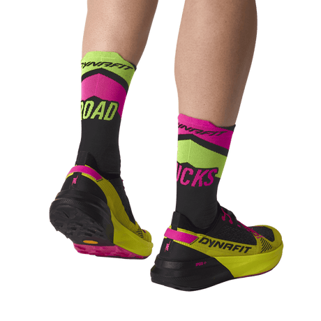 Dynafit | Ultra Crew Socks | Road Sucks | Trailrunsokken | trrail.com