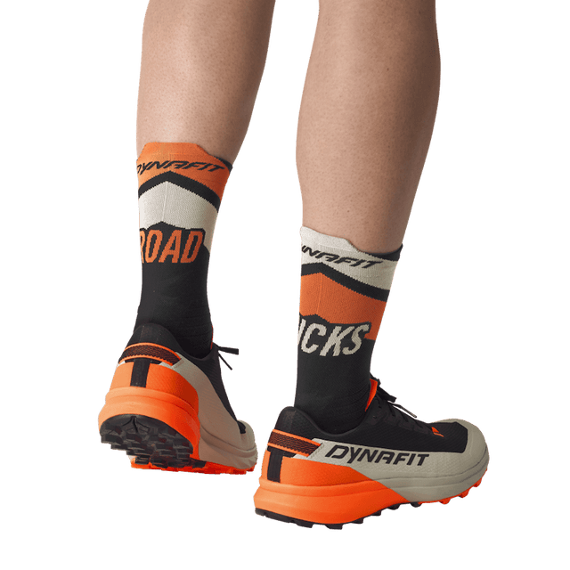 Dynafit | Ultra Crew Socks | Road Sucks | Trailrunsokken | trrail.com