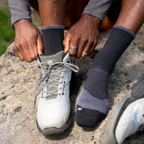 Feetures Trail Max Cushion Mini Crew | trrail.com