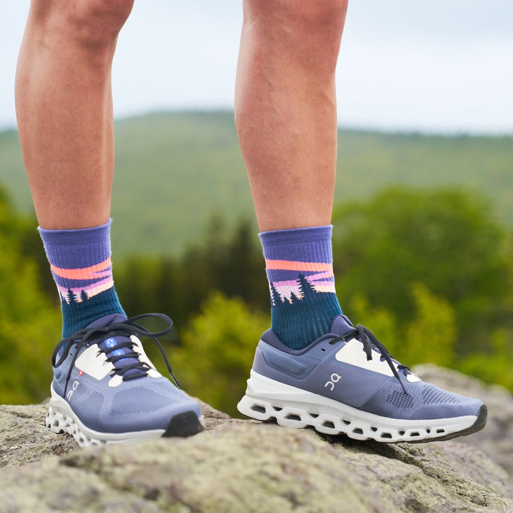 Feetures Trail Max Cushion Mini Crew | trrail.com