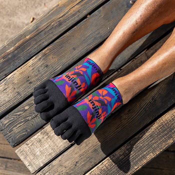Injinji Run No-Show Lightweight Spectrum | trrail.com