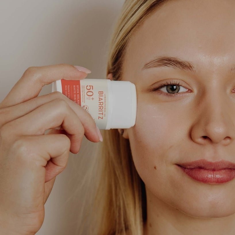 Laboratoires de Biarritz White Sun Stick (SPF 50+) | trrail.com