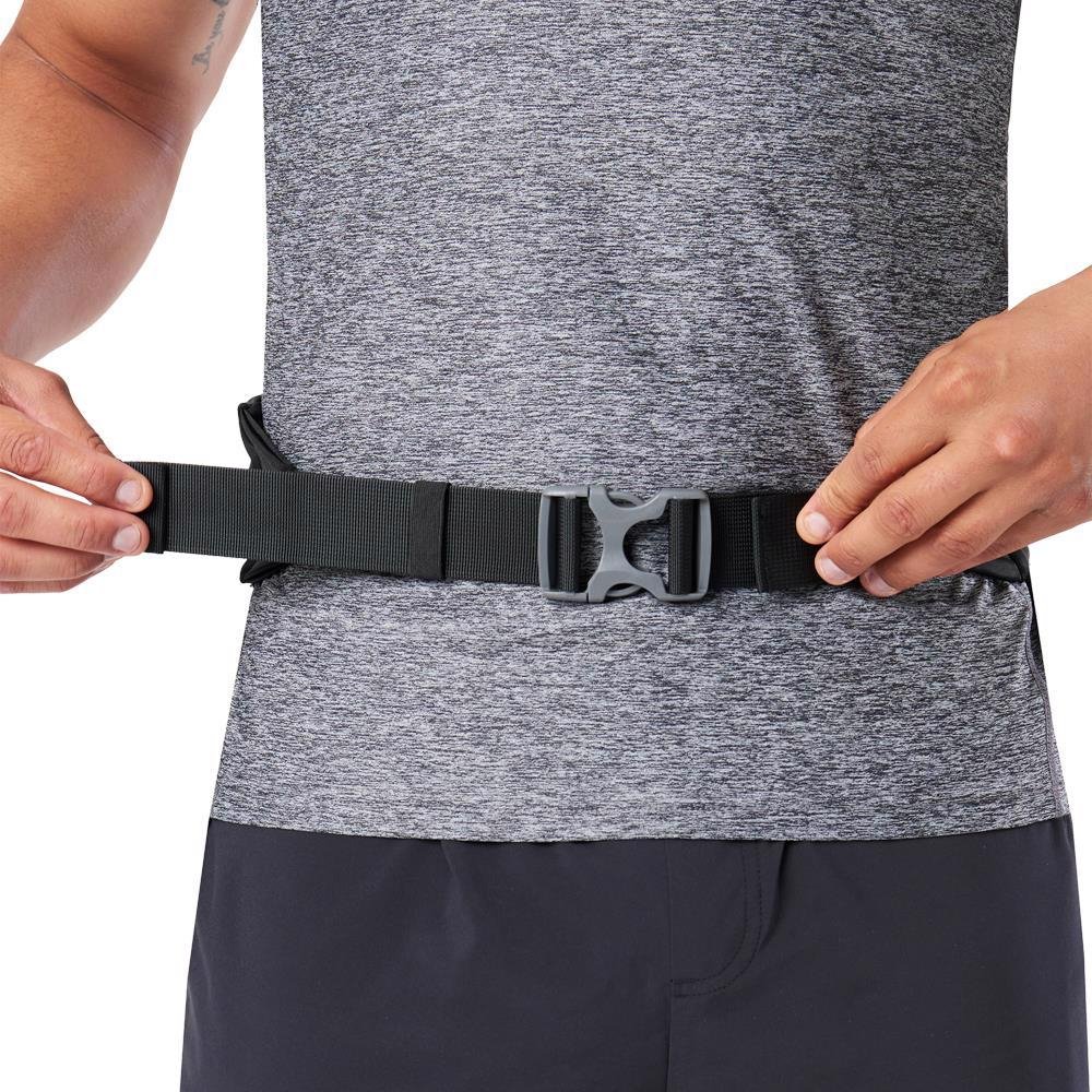 Nathan | The Zipster Adjustable Fit 2.0 | Running Belt | trrail.com