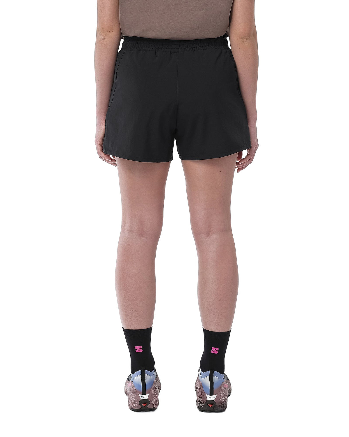 Salomon SHKout Core 4" Shorts Courtney Dames | trrail.com