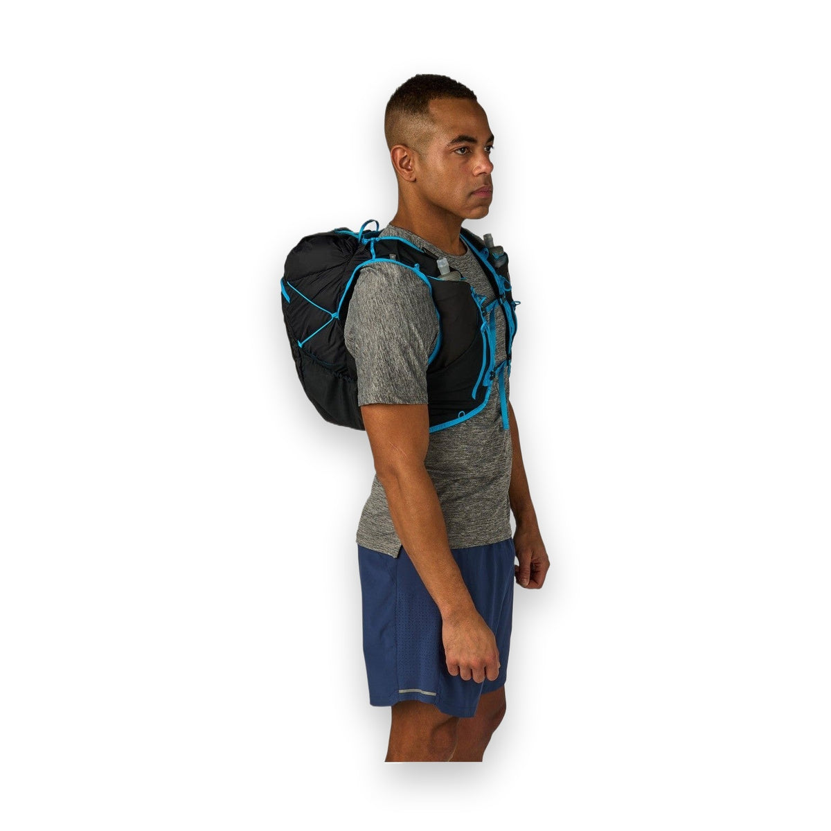 Ultimate Direction Adventure Vest (17 Liter) | trrail.com
