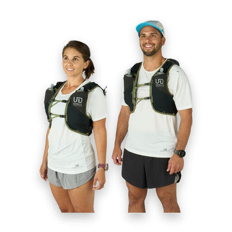 Ultimate Direction | Ultra Vest 12 | 12 Liter | Unisex | +2 Soft Flasks - trrail.com